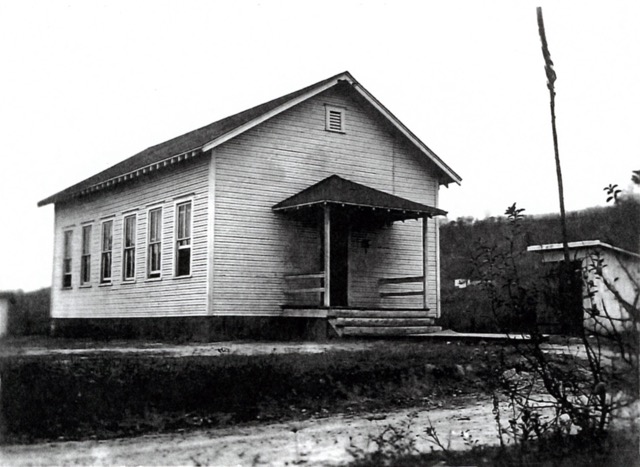 Middle Ridge school.jpg